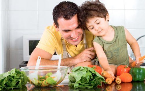 mẹ nên làm gì khi trẻ biếng ăn, bổ sung thực phẩm dễ hấp thụ
