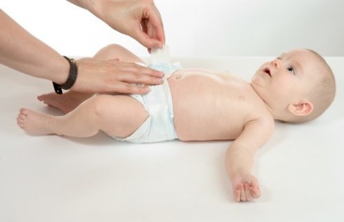 cách chữa hăm tã cho trẻ sơ sinh