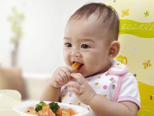 thức ăn cho trẻ mọc răng
