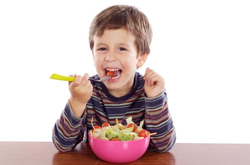 Trẻ có hệ tiêu hóa khỏe mạnh 