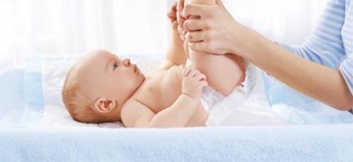 Cha mẹ nên lưu ý khi thấy trẻ sơ sinh xì hơi nhiều lần trong ngày