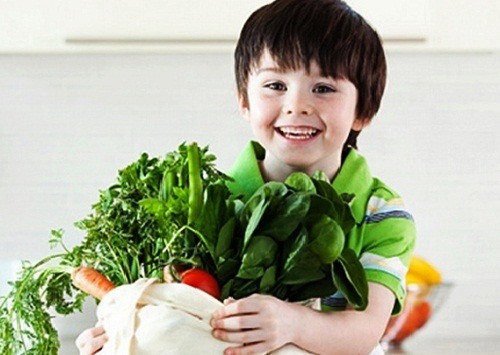Rau xanh, củ quả tốt cho trẻ bị ỉa chảy