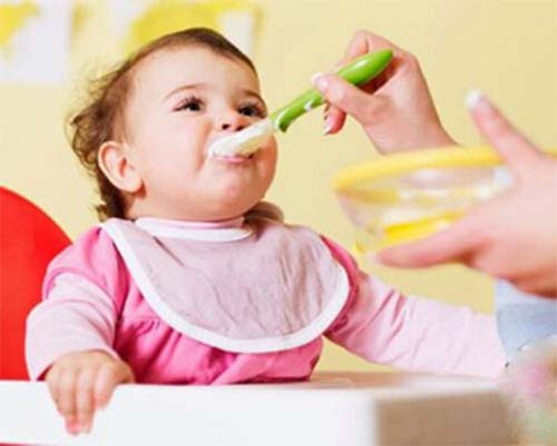 Phương pháp ăn dặm truyền thống được nhiều gia đình áp dụng nhất
