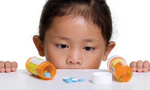 Phân bé sơ sinh có mùi chua là do đâu? Phân bé sơ sinh có mùi chua